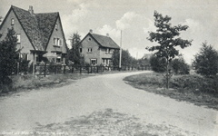 602996 Gezicht op enkele huizen aan de Poortse Bos te Maarn vanuit de Wethouder Noordamweg.N.B. De gemeente Maarn is ...